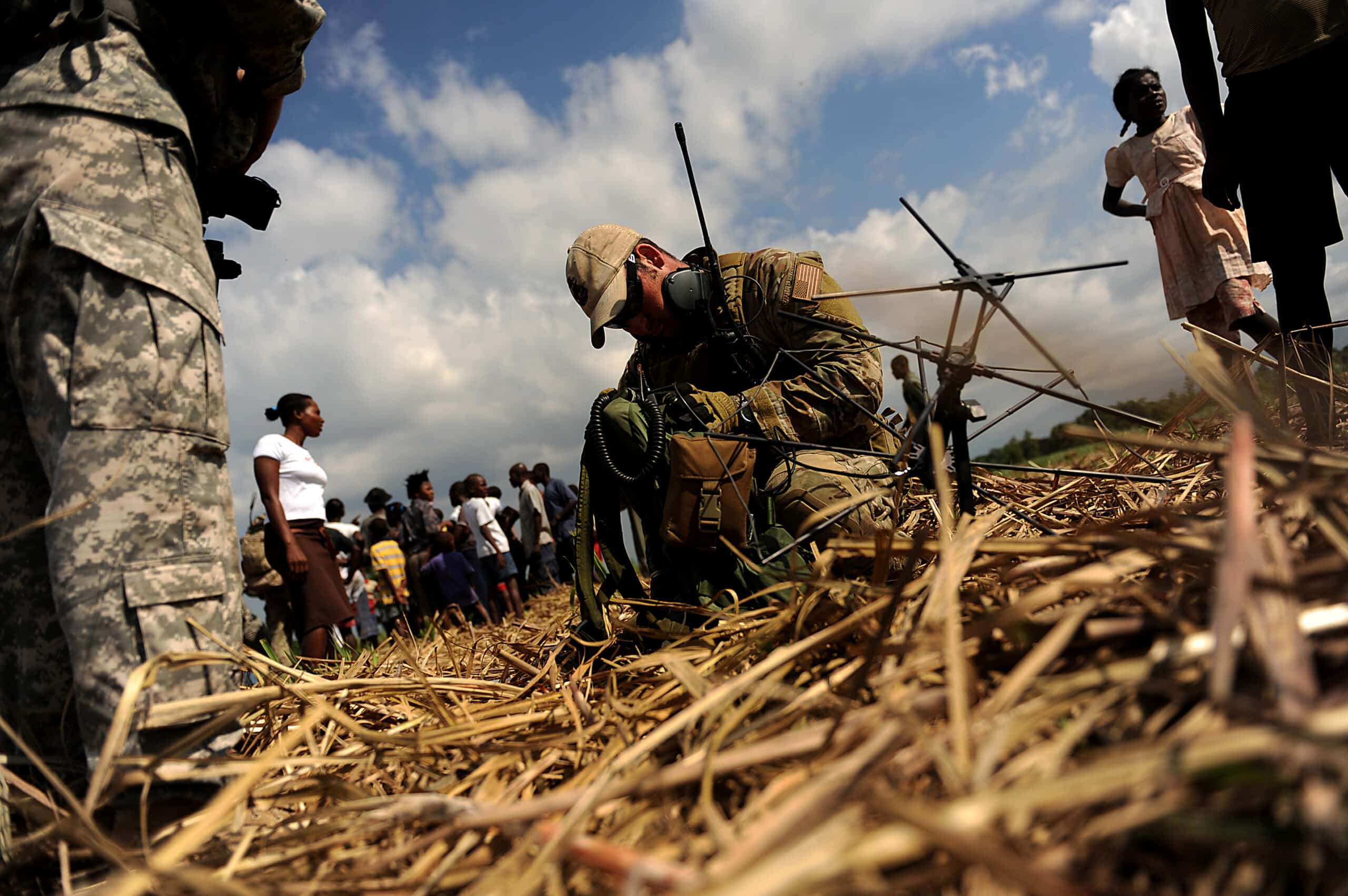 penetrate individual simultaneously